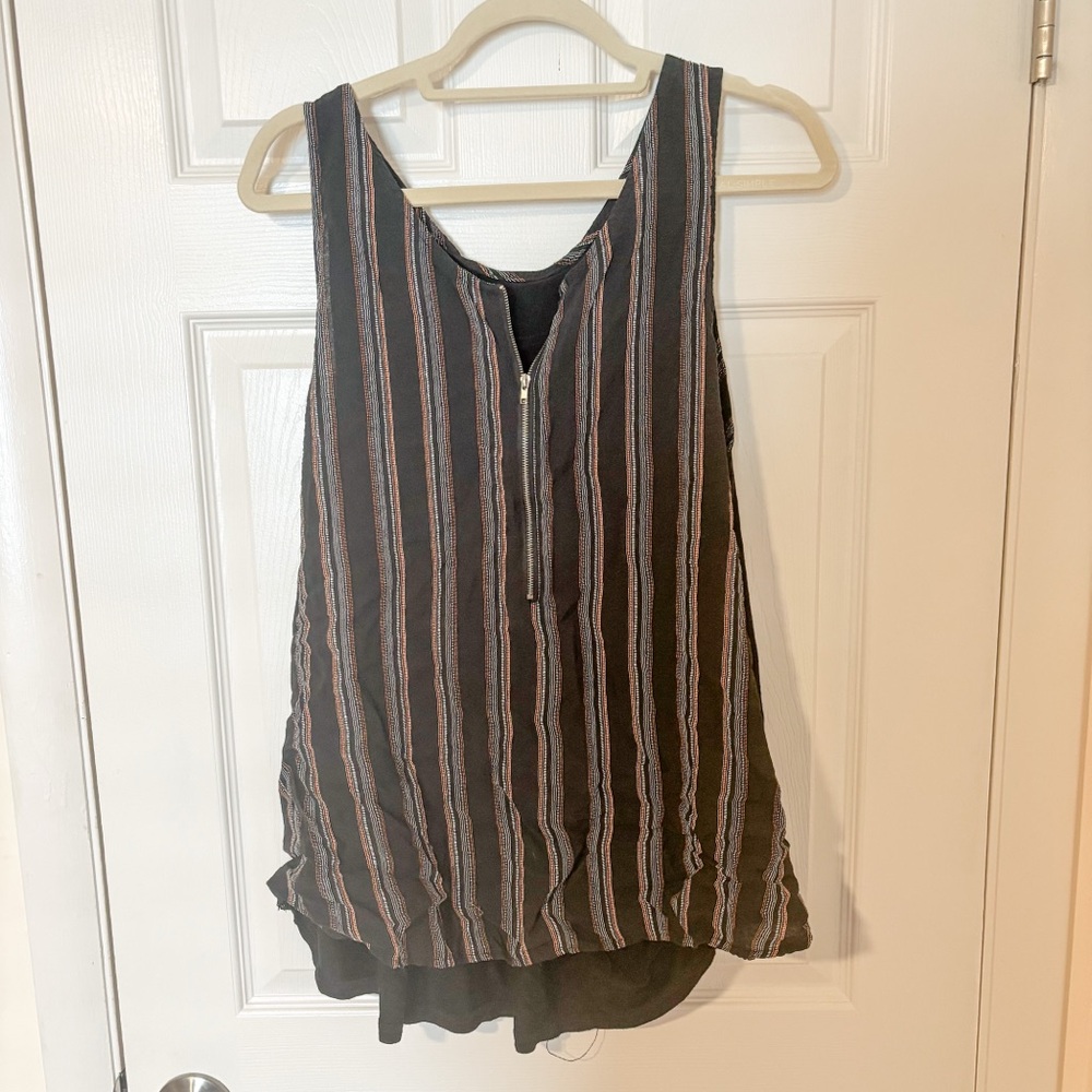 Latched Mama Reversible Nursing Zipper Tank 1X